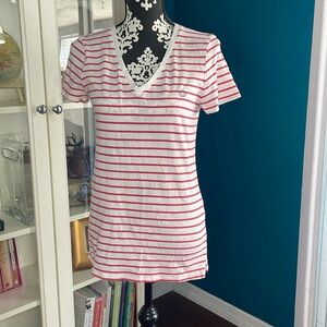 GAP Red Stripe Smiley Face T-Shirt​​